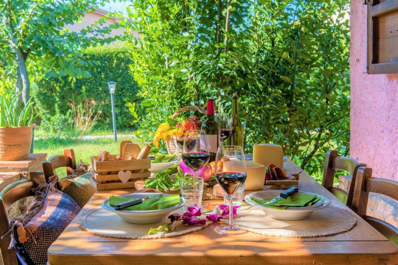 Hostly - Country House Donoratico - Only For Families Exteriér fotografie
